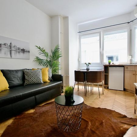 Standard Apartment By Hi5 - Petofi 12 Budapest Exterior foto