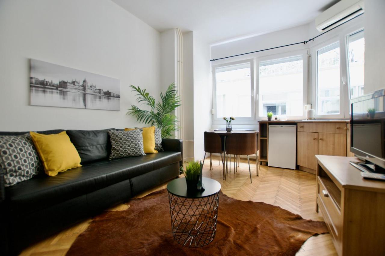 Standard Apartment By Hi5 - Petofi 12 Budapest Exterior foto