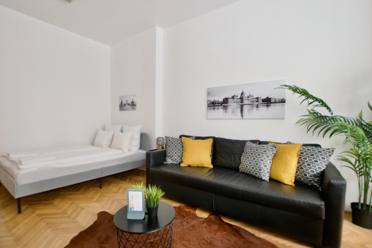 Standard Apartment By Hi5 - Petofi 12 Budapest Exterior foto