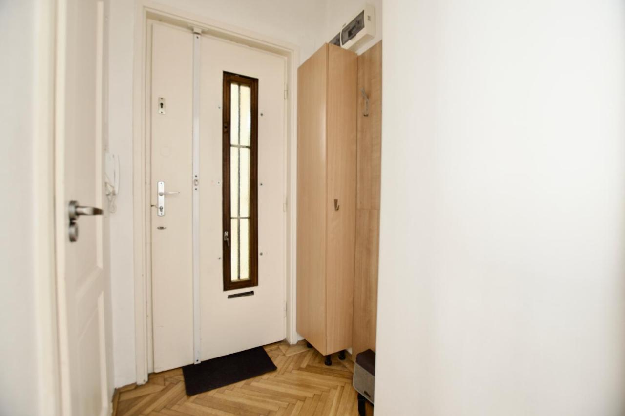 Standard Apartment By Hi5 - Petofi 12 Budapest Exterior foto